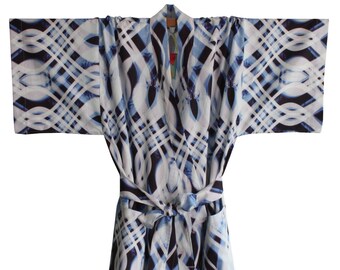 Kimono blue light size. M