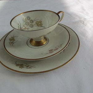 Sammeltasse, Goldrand,  Porzellan, Edelweiss, Kaffeegedeck,Teegedeck, Tasse, Teller, vintage, exklusiv,