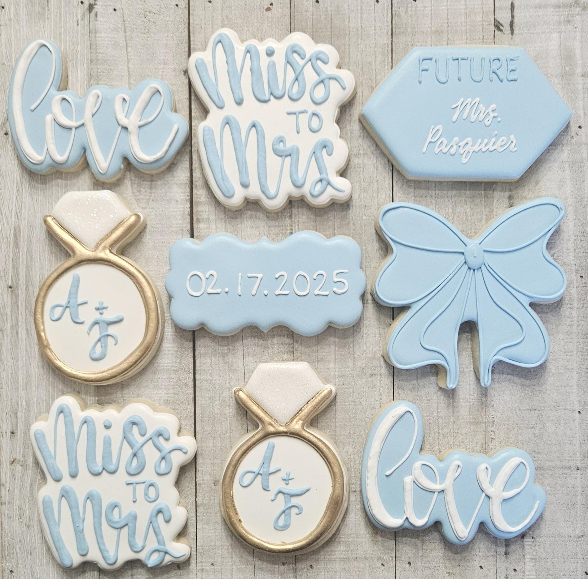 Elegant Bridal Monogram Cookies