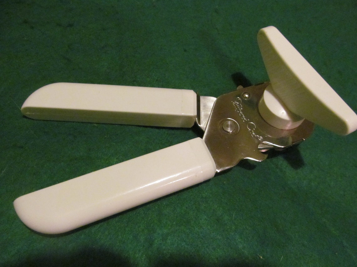 The Pampered Chef 1st Generation Smooth Edge Manual Can Opener Etsy