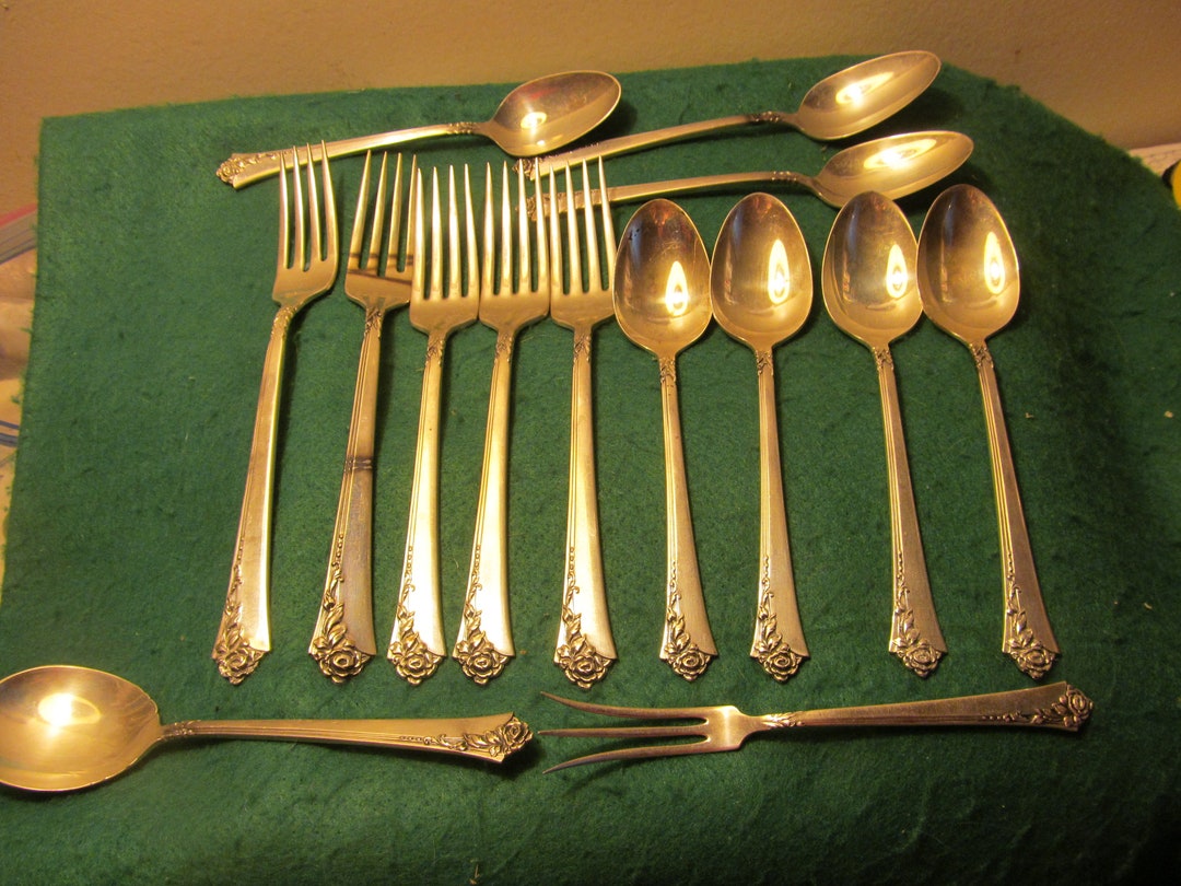 Heirloom Sterling Damask Rose Pattern 14 Piece Lot No Monogram Very ...