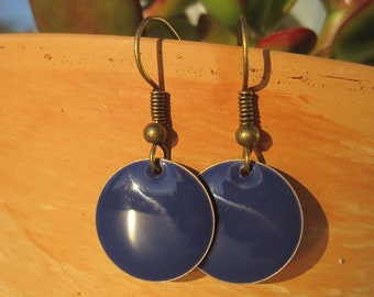 Enamel earrings dark blue medium size, cold maille, denim