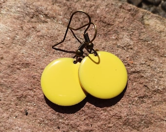 Enamel earrings round, yellow, lemon yellow, medium, cold enamel