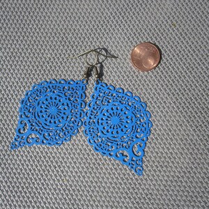 filigree drop earrings in blue, medium blue, glitter, large image 7