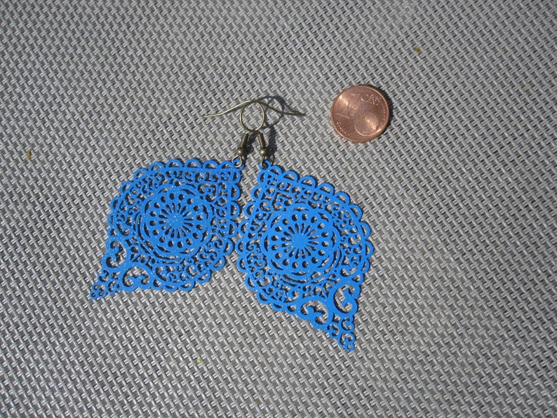 filigree drop earrings in blue, medium blue, glitter, large image 7