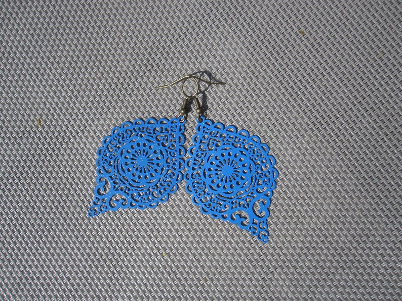 filigree drop earrings in blue, medium blue, glitter, large image 6