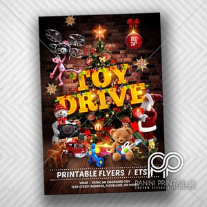 Puede incluir: Un folleto imprimible para una colecta de juguetes con un árbol de Navidad, Santa Claus, un muñeco de nieve y una pantera rosa. El folleto dice "Toy Drive" e incluye la fecha 24 de diciembre.