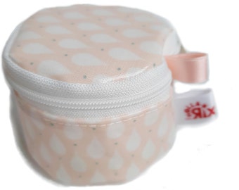 Storage bathroom makeup remover pads or cotton swabs - pink drops