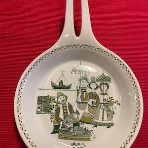 Figgjo Flint Turi Design Market Ceramic Skillet/Serving Pan, Green on White, Women, Serving Dish, Scandinavian Norway Vintage 1960s