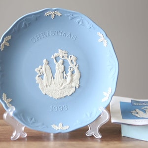 Wedgwood 1993 Christmas Plate, Collectible Plate in Box, Blue and White Jasperware