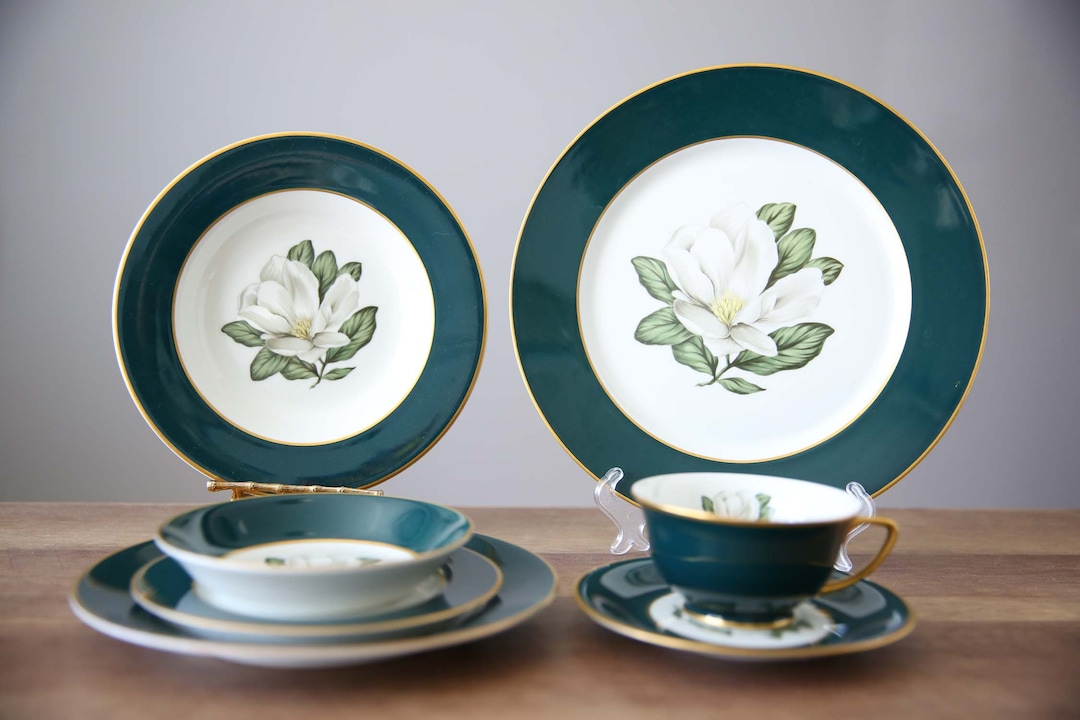 Set of 7 Pieces Windsor by Arcadianprestige Fine China New York