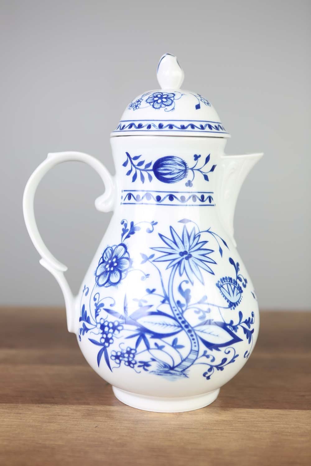 Vintage Kahla Zwiebelmuster German Blue Onion Pattern Porcelain