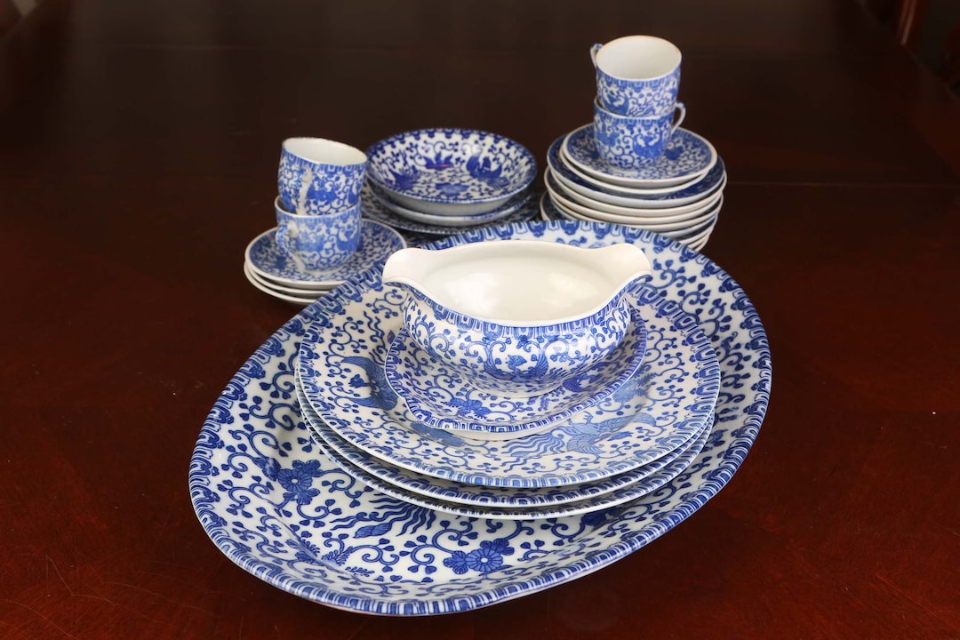 【パルナシウス】ハニングトン・ミカエル（1ペア・チベット産） Vintage Blue Phoenix Bird Dishware Set, Made in Japan - Etsy Israel