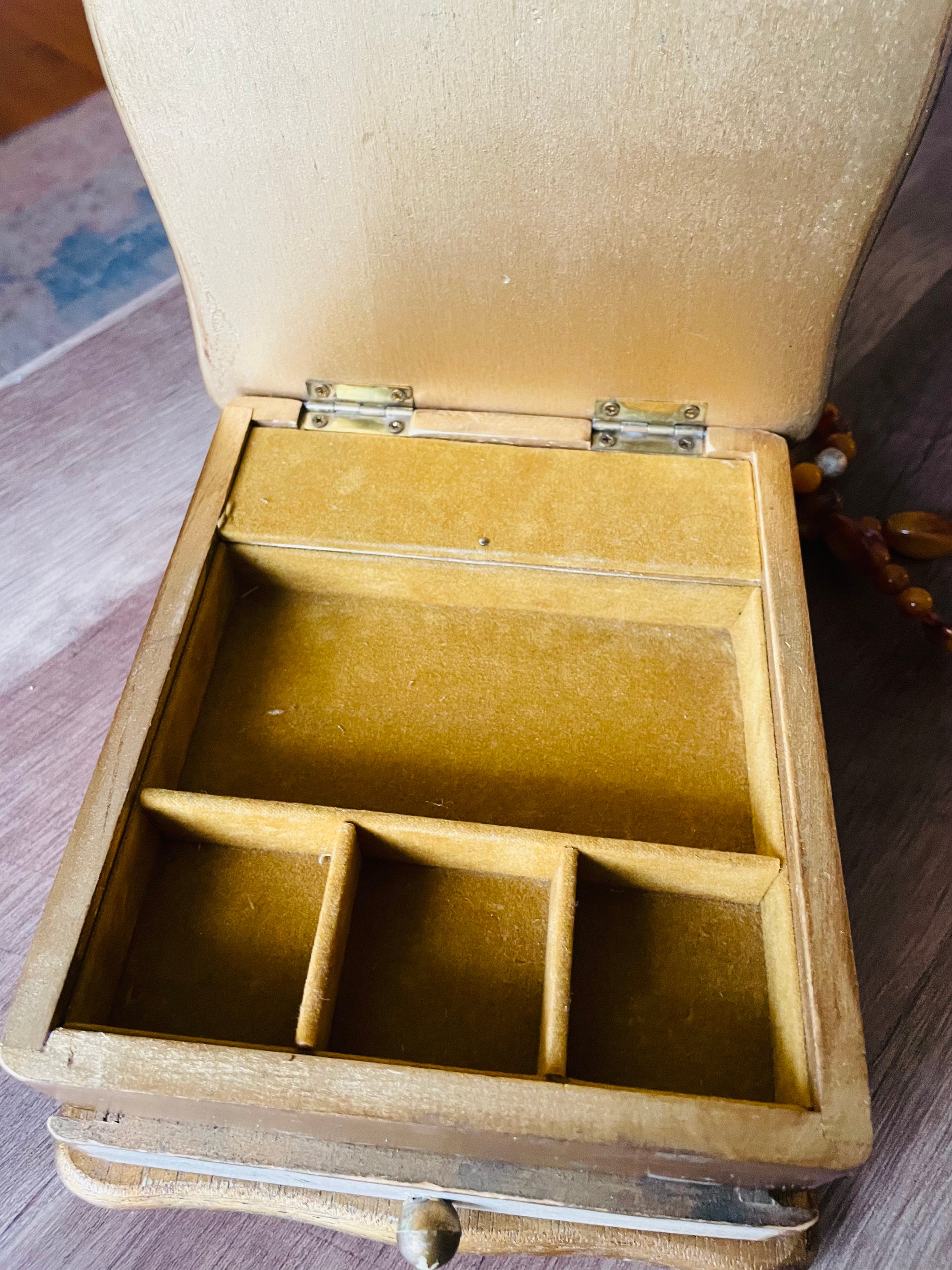 Vintage MELE Wood Musical Jewelry Box Jewel Case Made in