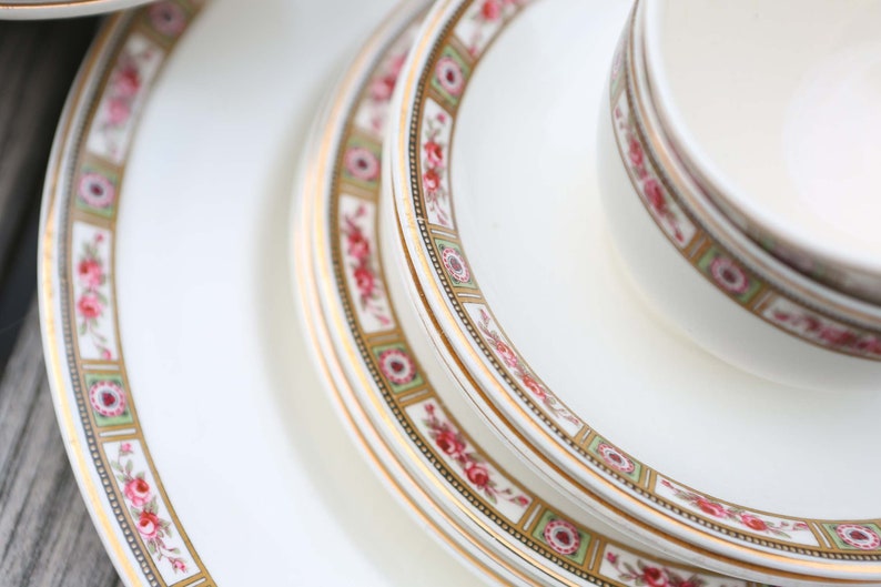 Antique Johnson Bros Ormsby China Dinner Plates Bread and Butter Plates Bowls Tea Cups and