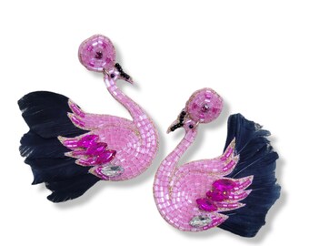 Handmade beaded flamingo earring