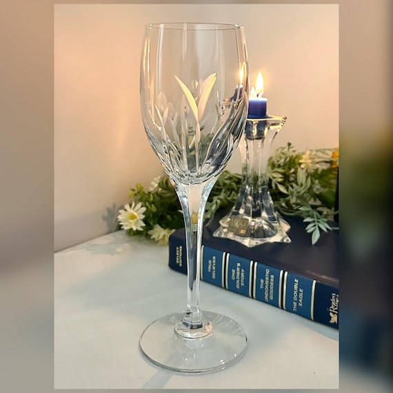 Mikasa Calla Lilly Water Glass / Vintage Frosted Lilly Mikasa Water Goblet / Lilly Water Glass by Mikasa / Pair Lilly Water Goblet - 1