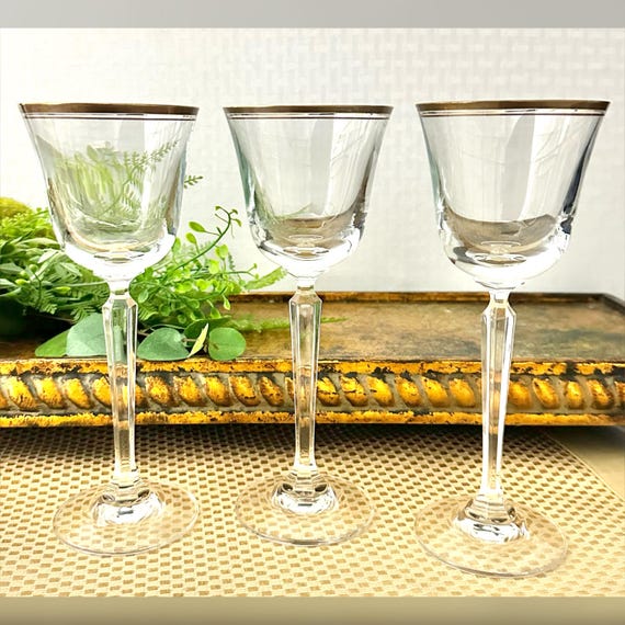 Mikasa Wheaton Gold Wine Glasses / Vintage Mikasa Gold Rimmed Wheaton Wine Goblets / Wheaton Wine Goblets / Gold Rimmed Wine Glasses - 3