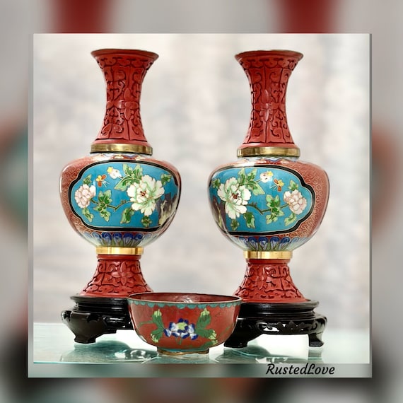 RARE Cloisonne & Cinnebar Vases / 2 Vintage Cloisonne Vases / Mirrored Pair Chinese Vases / Wood Vase Stands / 10" Enamel Cloisonne Vases