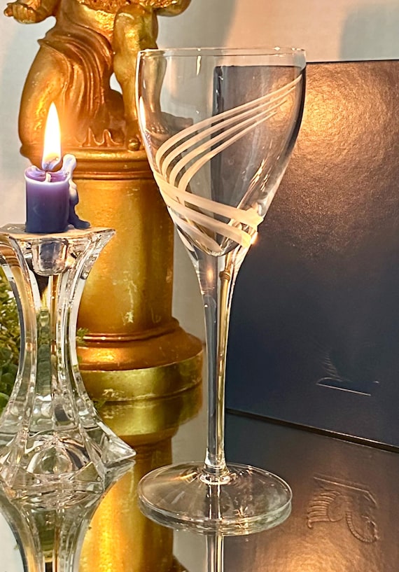 Lenox Windswept Wine Glass / Vintage Lenox Blown Windswept Clear Wine Goblet / Windswept Lenox Wine Glass / Leonx Windswept Frosted Swirls