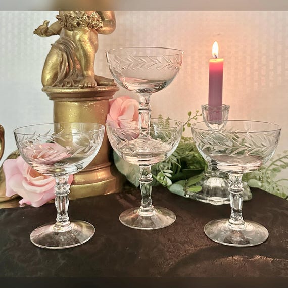 Royal Leerdam - Netherlands Regal Cocktail Glasses / Champagne Coupes Royal Leerdam / Regal Cocktail Coupes / Vintage Regal Cocktail Glasses