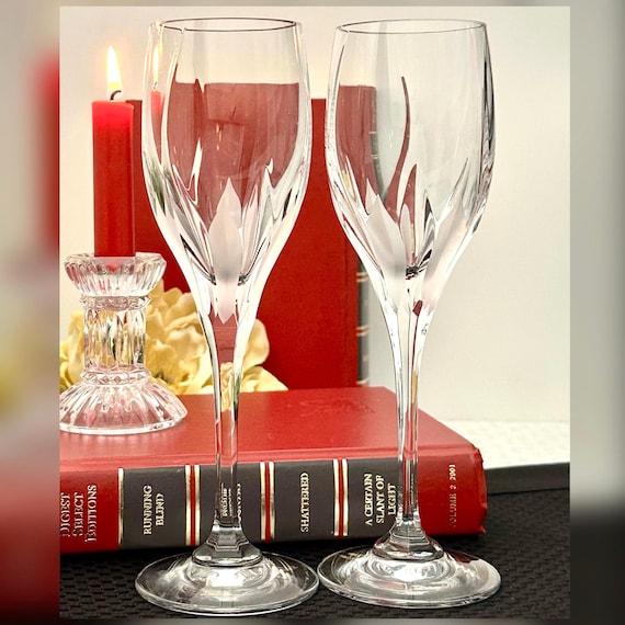 Mikasa Crystal Flame D'Amore Wine Glasses Pair Elegant Replacement