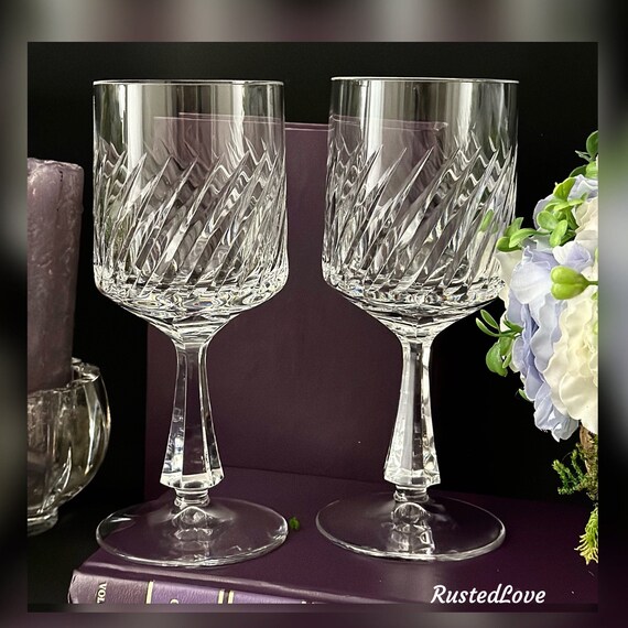 Hoya Corolle Wine Glasses / BlownHoya Glass Wine Goblets / Vintage Hoya Glasses / Hoya Corolle Glasses / Clear Corolle Wine Glasses  - 2 Pc