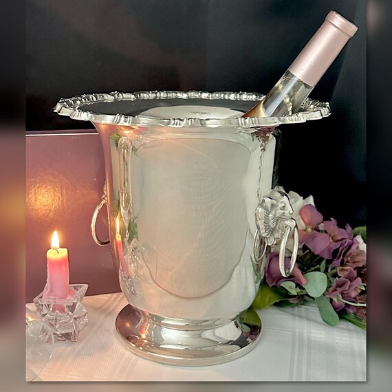 Silver Plated Champagne Bucket / Leonard Silver Plated Wine Chiller / Vintage Ice Bucket with Lion Handles / Silverplated Champagne Bucket
