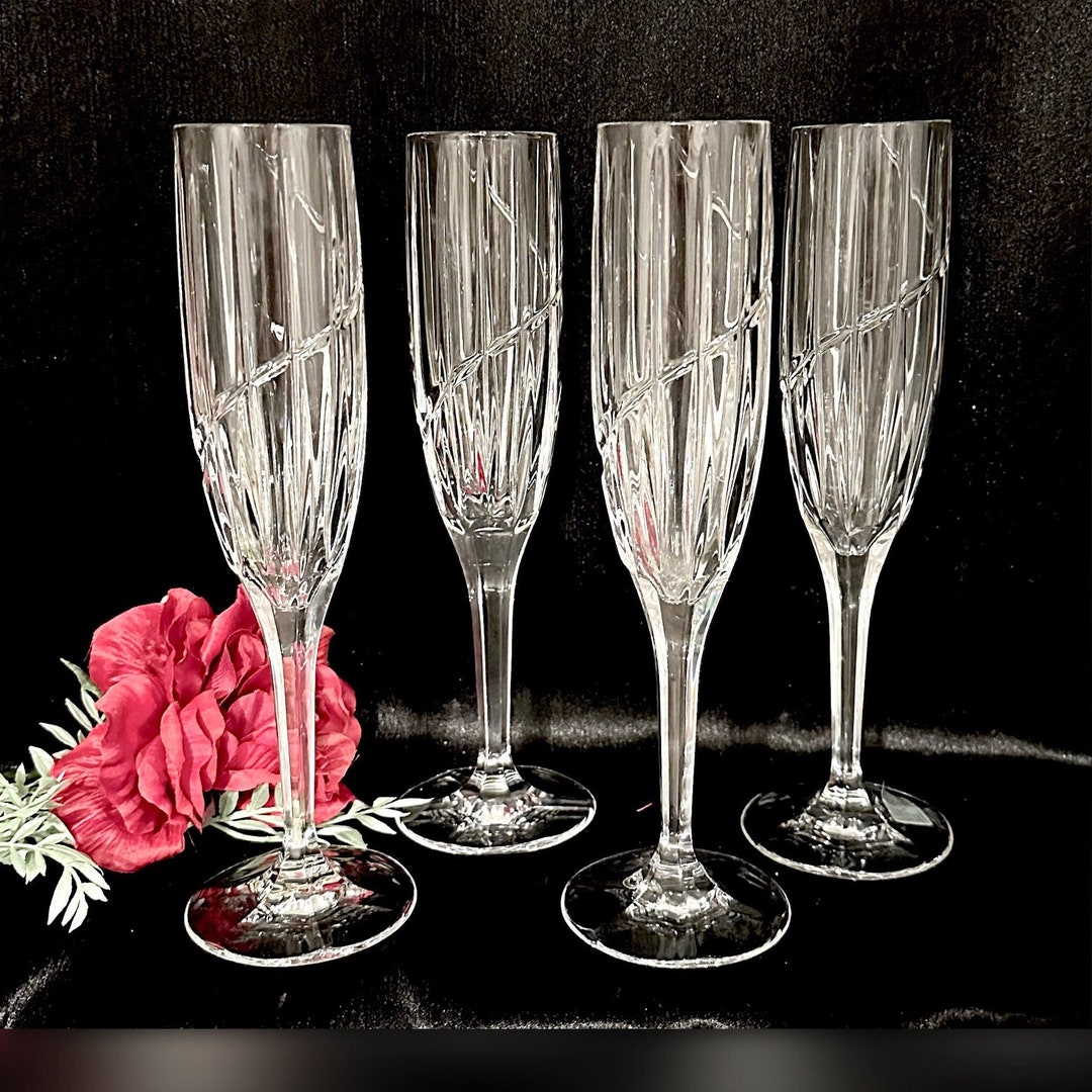 Vintage Mikasa Uptown / Champagne Flutes / Toasting Glasses / Elegant