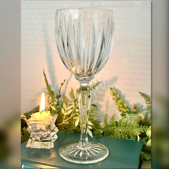 Cristal D'Arques-Durand Classic Water Glass / Classic Water Glass / Vintage Cristal D'Arques Durand Classic Water Goblet / Water Glass - 1