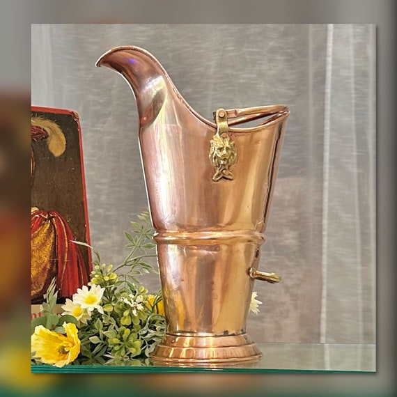 Vintage Copper Bucket Match Holder / Copper Kindling Holder / Copper Ash Bucket /  Fireplace Decorative Copper Bucket / Lion Handled Bucket