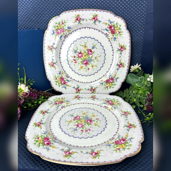 Petite Point Royal Albert Dinner Plates / Petite Point Square Plates / Royal Albert England Bone China / Petite Point Vintage Dinner Plates