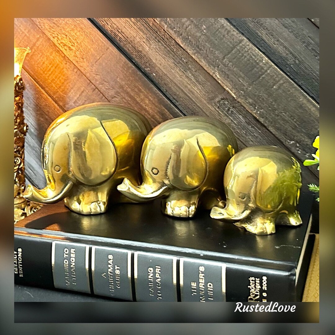 Vintage Brass Elephants / Elephant Statues / Solid Brass / Elephant
