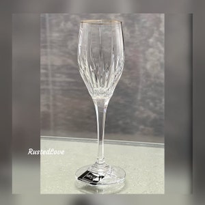 Mikasa Golden Lights Wine Glass / Golden Lights Mikasa Wine Glass / Mikasa Golden Lights Wine Goblet / Mikasa Gold Trimmed Wine Goblet - 1