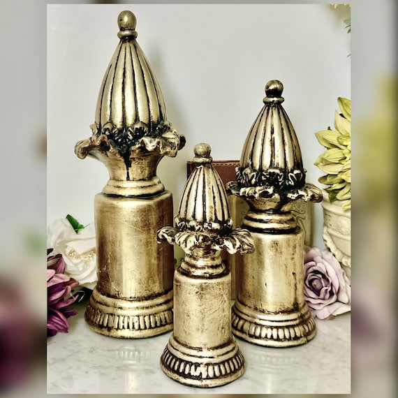 Black Gold Decorative Statues Set of 3 Glam Shelf Decor Sculptures
