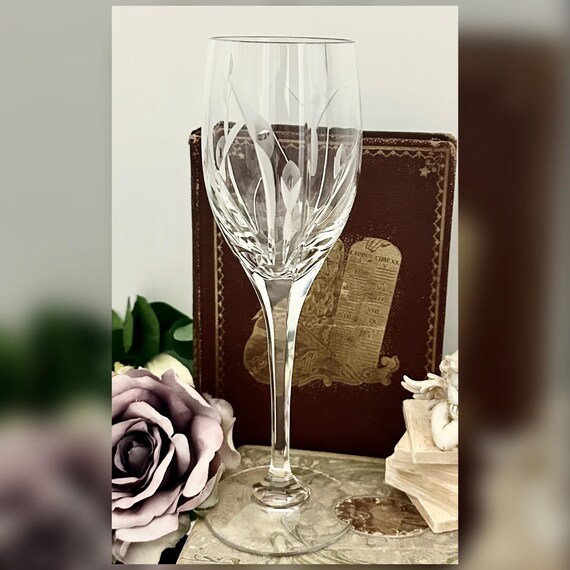Vintage Mikasa Calla Lily Wine Goblet – Frosted Crystal, Made in Poland