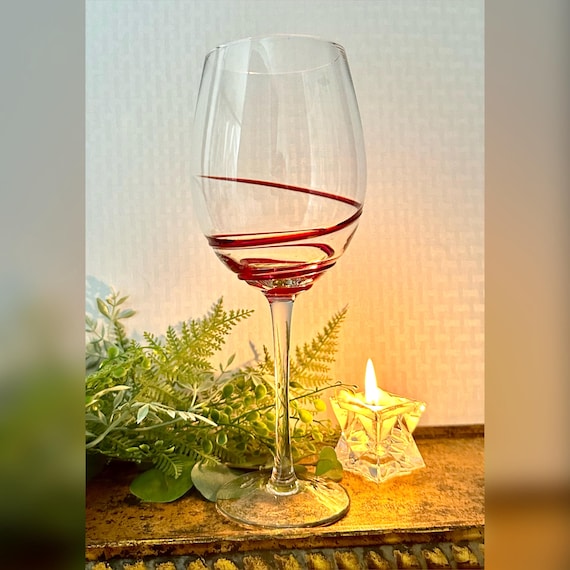 Pier 1 Red Swirline Water Glass / Swirline Hand Blown Wine Glass / Vintage Pier 1 Swirline Red Water Glass / Red Swirline Water Goblet - 1