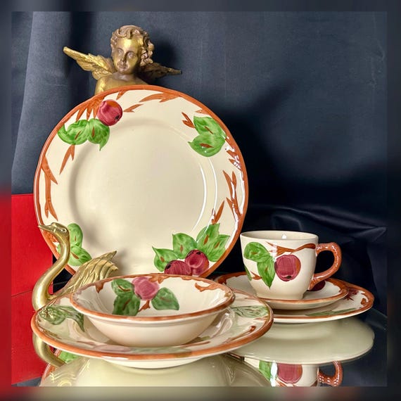 Franciscan Apple Dishes / England Back Stamp Franciscan Apple Dishes / Vintage Hand Painted England Franciscan Apple Dishes / Dish Set 6 Pcs
