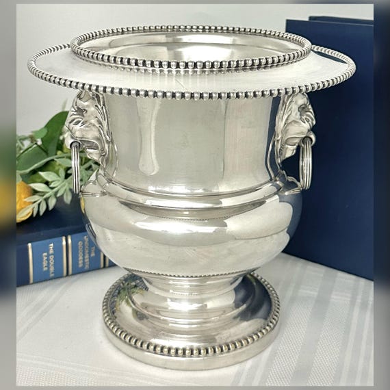 Vintage Champagne Bucket Silver Plated Lion Handled / England Silver Plated Freidman NY Georgian Wine Chiller / Silverplated Wine Chiller