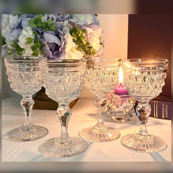 Vintage Liquor Cordial Glasses / Cut Crystal Bohemian Apertif Digestif Glasses / Bohemian Styled Cordial Glasses / Set 4 Apertif Glasses