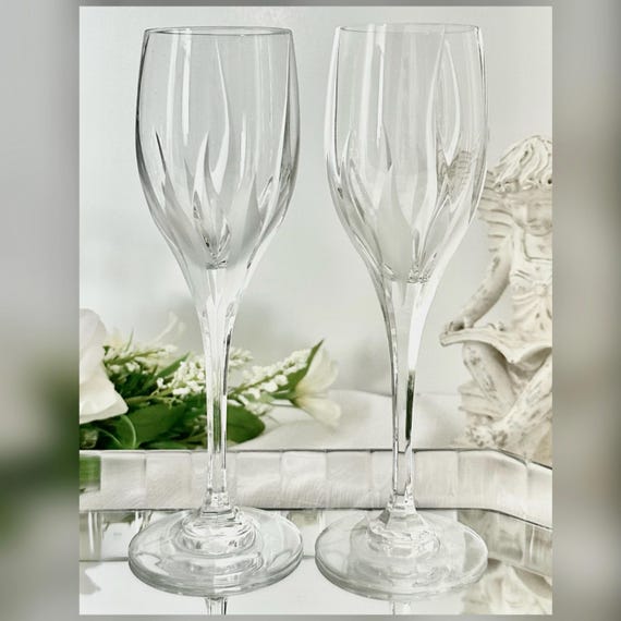 Vintage Mikasa Crystal Water Goblets - Flame D'Amore Pattern, Set of 2