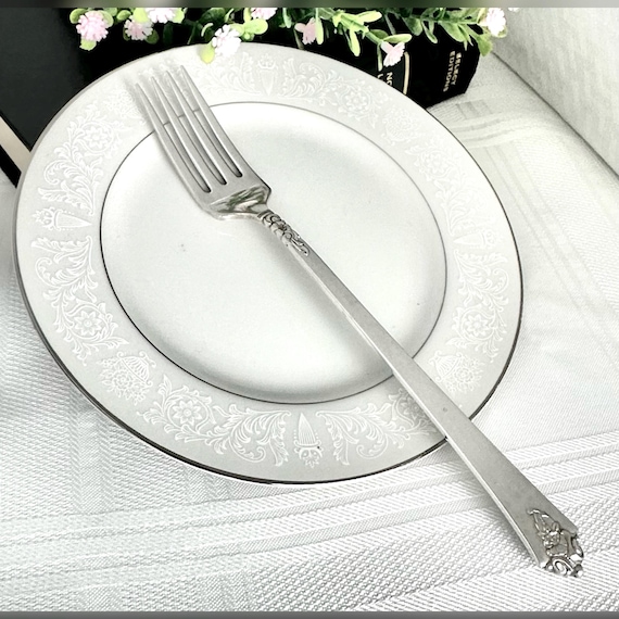 Castle Rose Sterling Silver Fork / Royal Crest Castle Rose Dinner Fork / Vintage Sterling Silver Dinner Fork / Vintage Castle Rose Fork