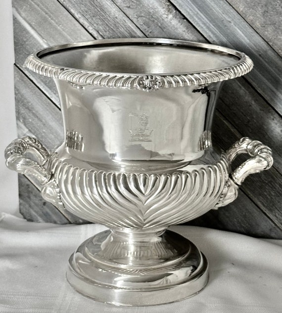 Antique Georgian Sheffield Plate Wine Cooler / Champagne Bucket