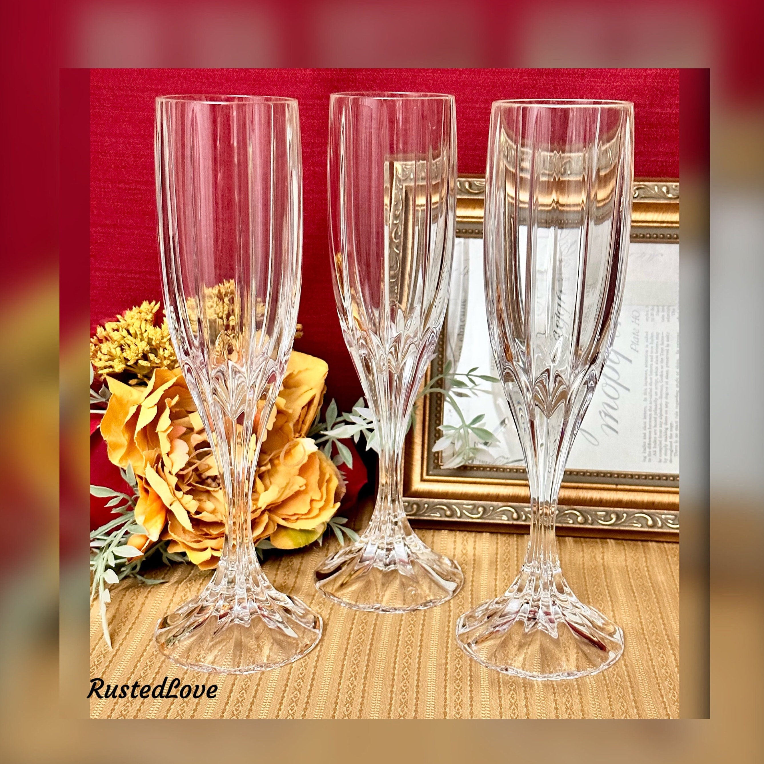 Crystal Champagne Flutes Baccarat - India 2023