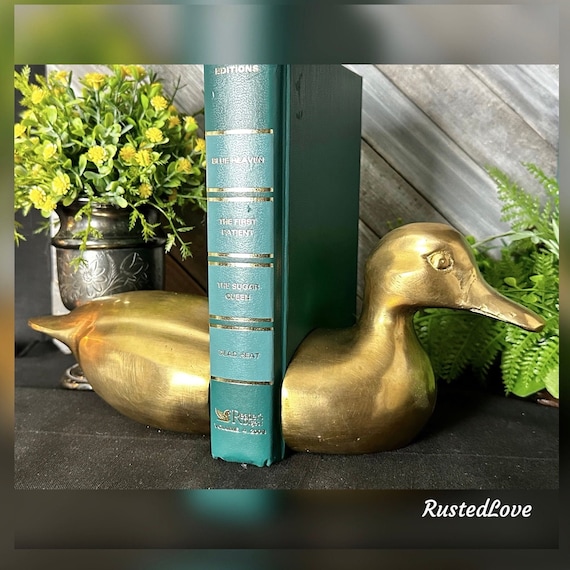 Solid Brass Duck Bookends / Vintage Gold  Ducks / Nautical Shelf Decor / Office Paperweights / Home and Living / Gift for Dad / Gold Decor