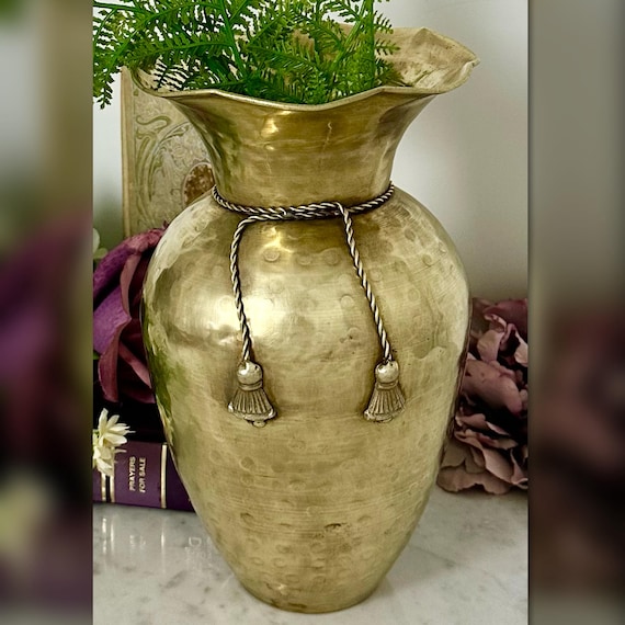 Polished Brass Hammered Vase Rope Detail Ruffled Collar Rim 9.25"