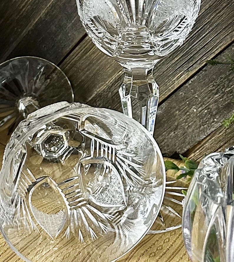 Bohemia 24% Lead Crystal Wine Glasses Set of 6 Cut Crystal Boxed Vintage bild 7