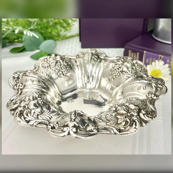 Reed & Barton Sterling Silver Bowl / Francis I Sterling Silver Round Vintage Sterling Dish / Reed and Barton X569 Bon Bon Silver Bowl