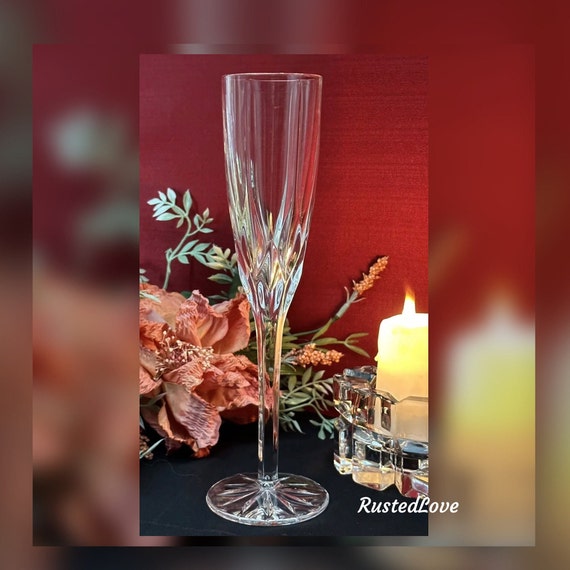 Champagne Flutes Flame d'Amore Mikasa Cut Crystal Wedding Toasting Glasses  - 2