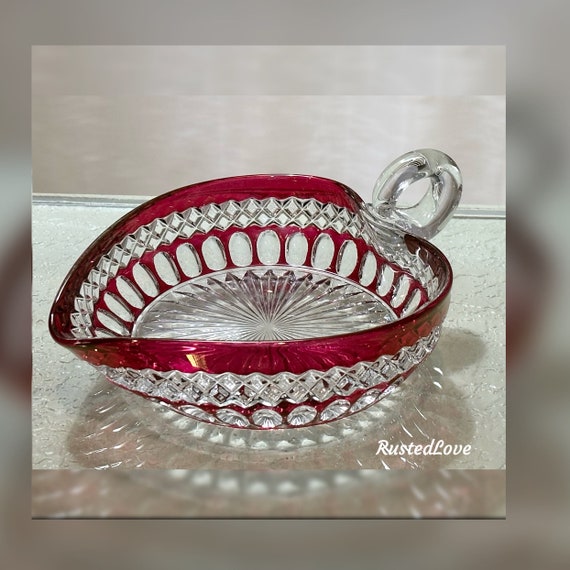 Vintage Westmorland Wakefield Heart Shape Thumbprint Candy Dish / Ruby Red Heart Bowl / Ruby Red Flash Bowl / Westmorland Wakefield Red Dish
